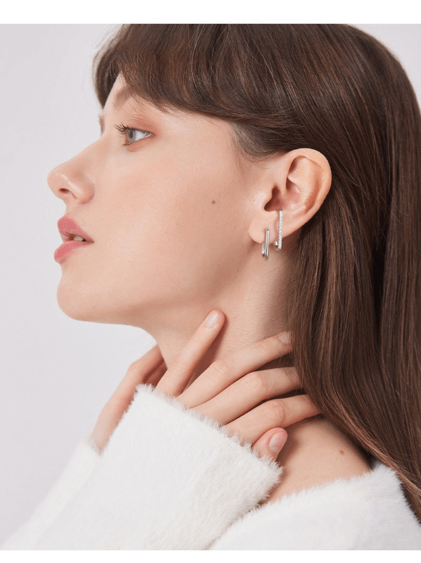 Esterella 浪漫經典莫桑石U形純銀耳環